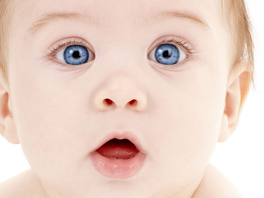 Bebeklerde Göz Rengi
